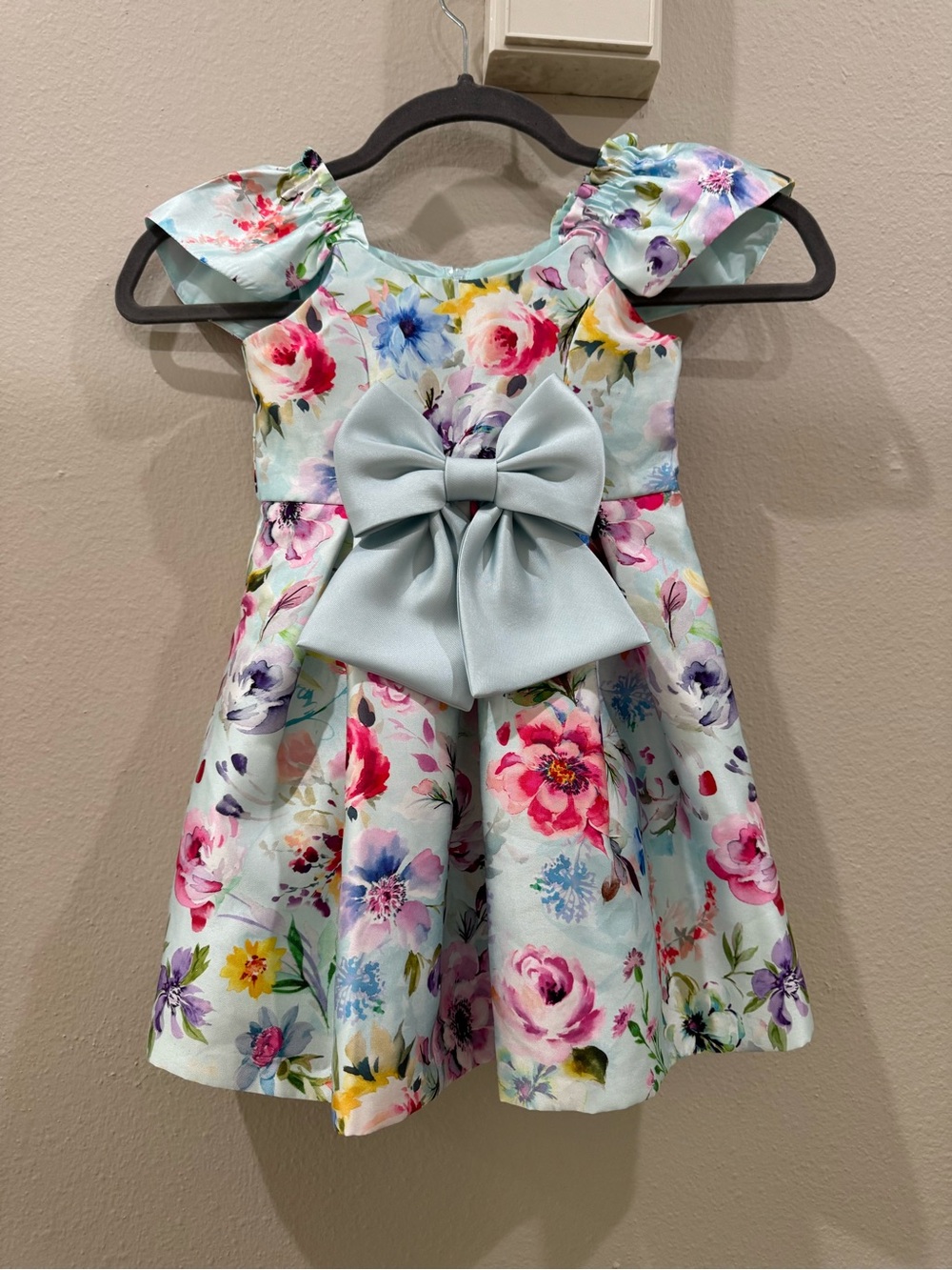 Iris and Ivy blue floral formal toddler dress size 2T